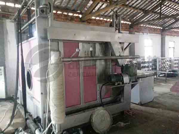 導(dǎo)熱油電磁加熱器的?應(yīng)用領(lǐng)域及優(yōu)點(diǎn)